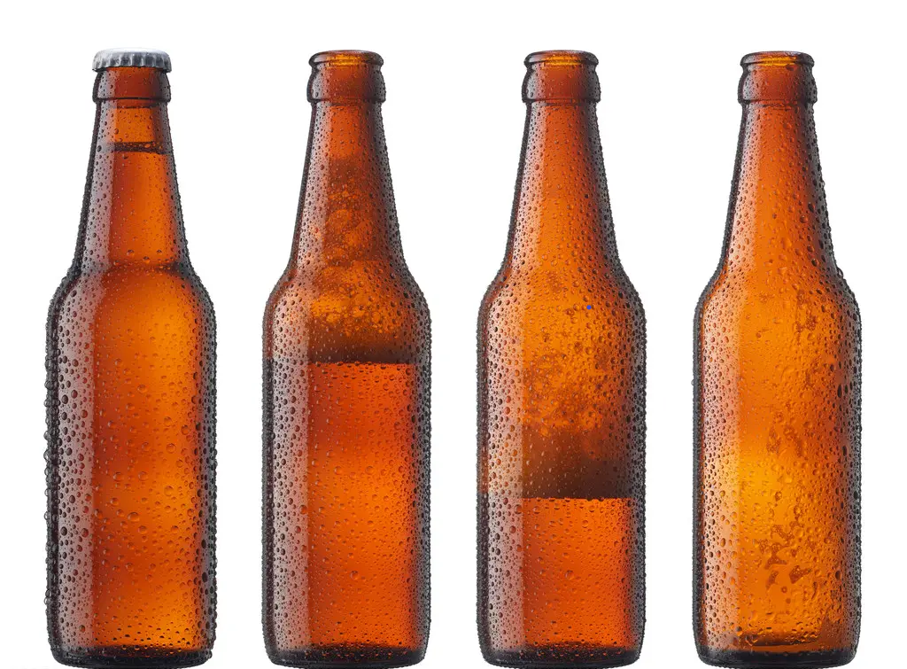 精釀啤酒設(shè)備,啤酒廠設(shè)備,開辦啤酒廠,灌裝，洗瓶機(jī)