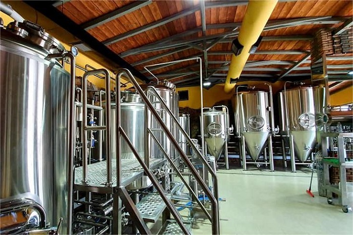 精釀啤酒廠的水處理：重要性、影響與處理方法