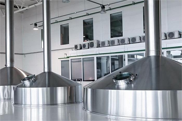 開精釀酒吧/建酒廠？選對(duì)設(shè)備，才有火爆的生意！